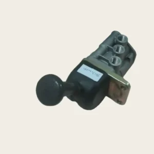 Handbrake Valve 9617222660 Manually Controls the Application and Release of the Spring Brake to Achieve Parking