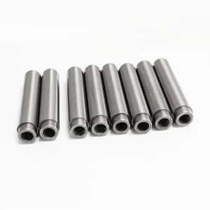 Machinery Parts ISM11 QSM11 Diesel Engine Valve Stem Guide 3073512 3328785 3328786 4923471