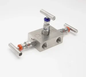 Manual 3-Valve Stainless Steel 304/316L Needle Valve Manifold 6000 psi Female NPT Connection 1/2 NPTF Port