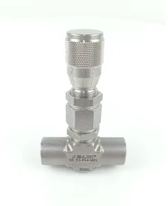 Manual Needle Valve for Instrumentation 316L Stainless Steel Metering Valve 5000psi Female Thread