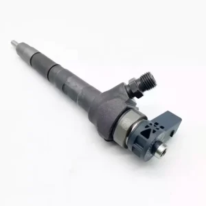 New Diesel Common Fuel Injector 0445110369 0445110646 0445110647 03L130277Q for Engine Assembly Injection Valves