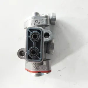 Truck Auto Part Spare Part Valve 5/2 WAY VALVE 0501219848